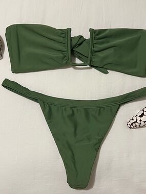 Benoa Swim Ti Set